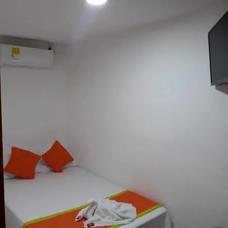 Casa Garces 2*